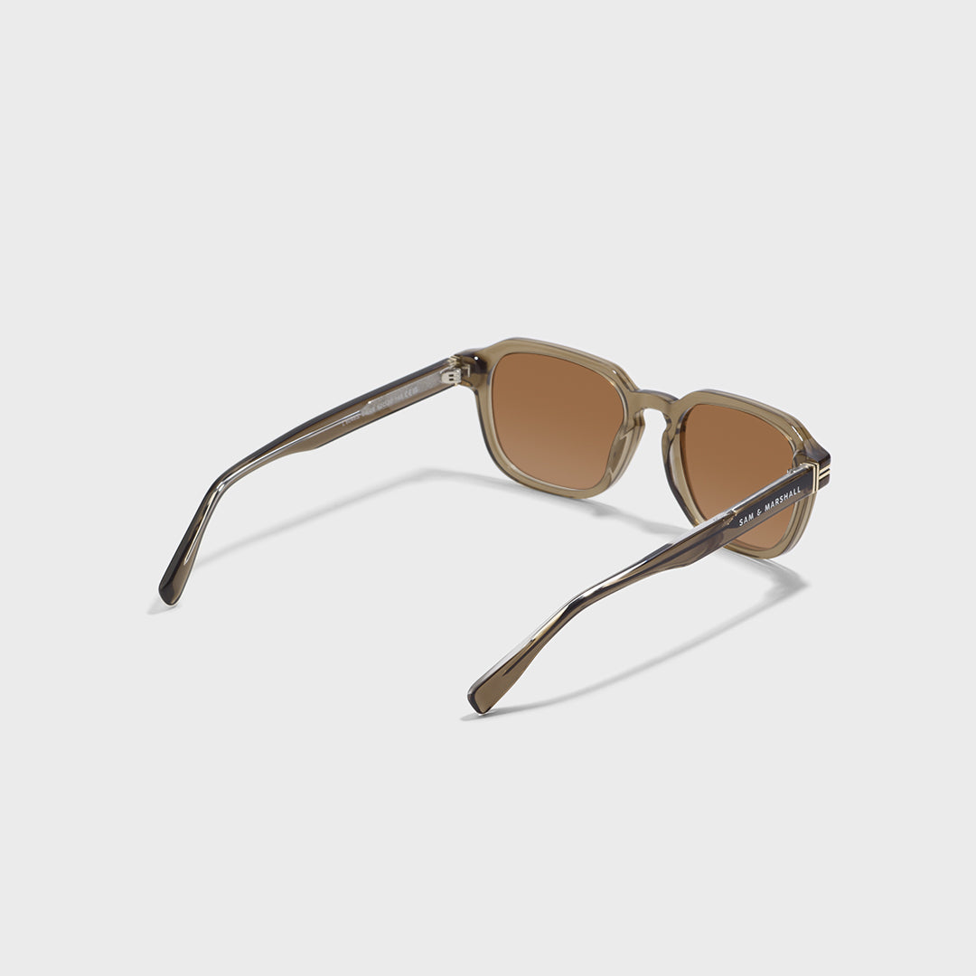 Phantom // Trans Brown