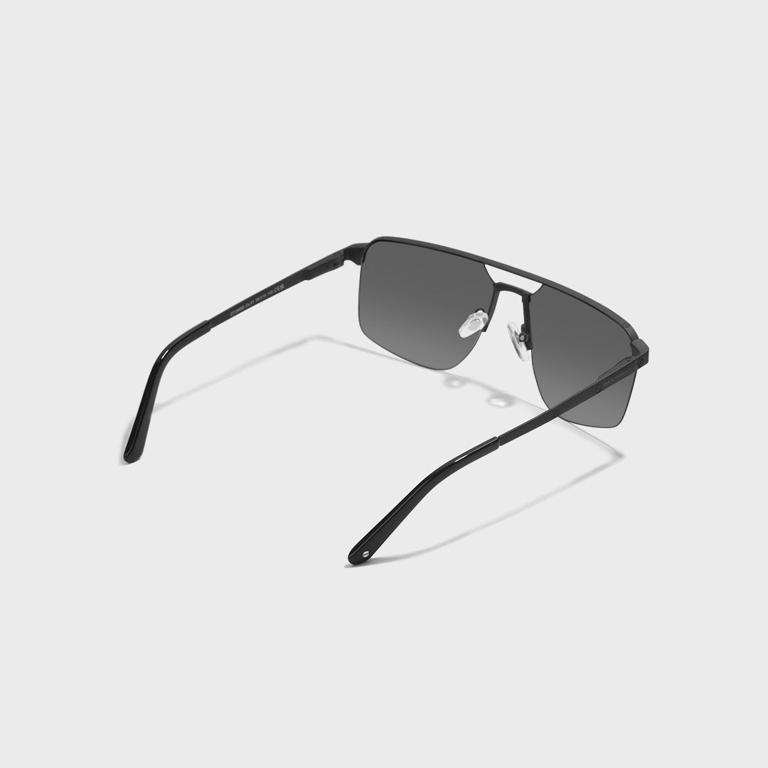 Regent // Black