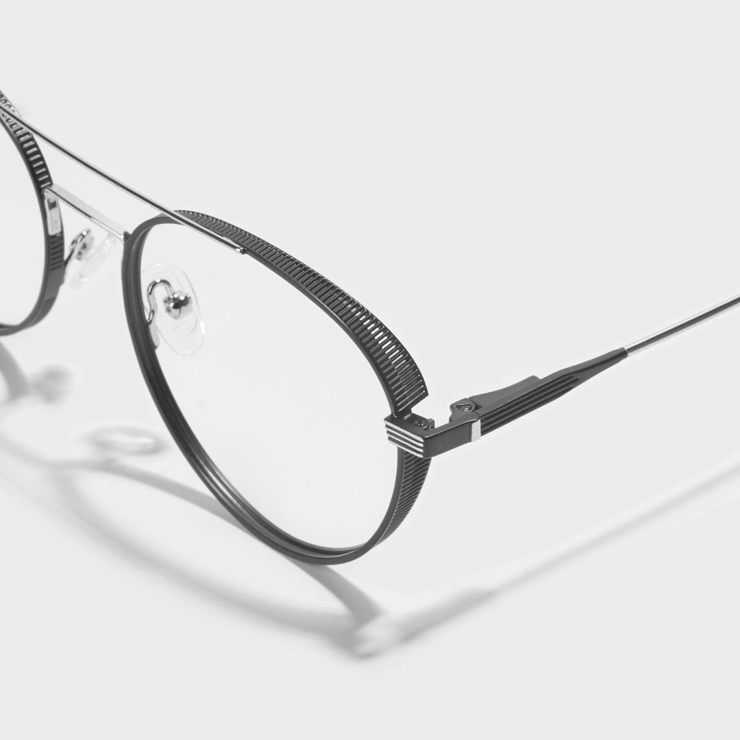 Zirconium (Zr) // Black Silver