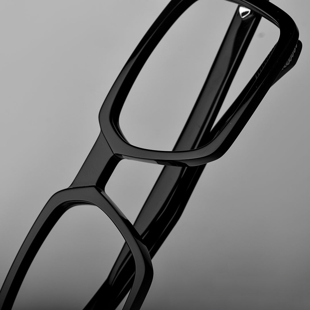 Flint // Black