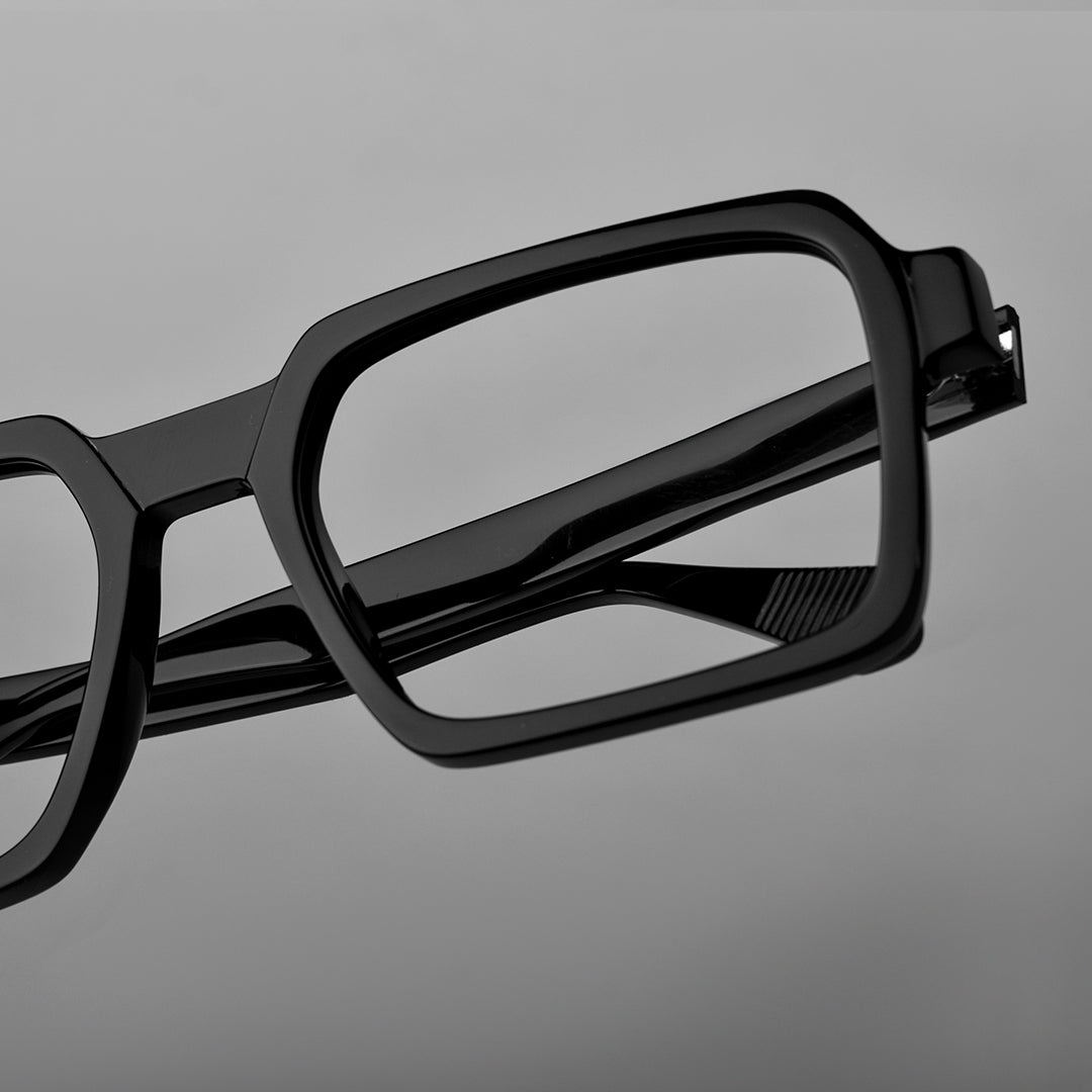 Flint // Black
