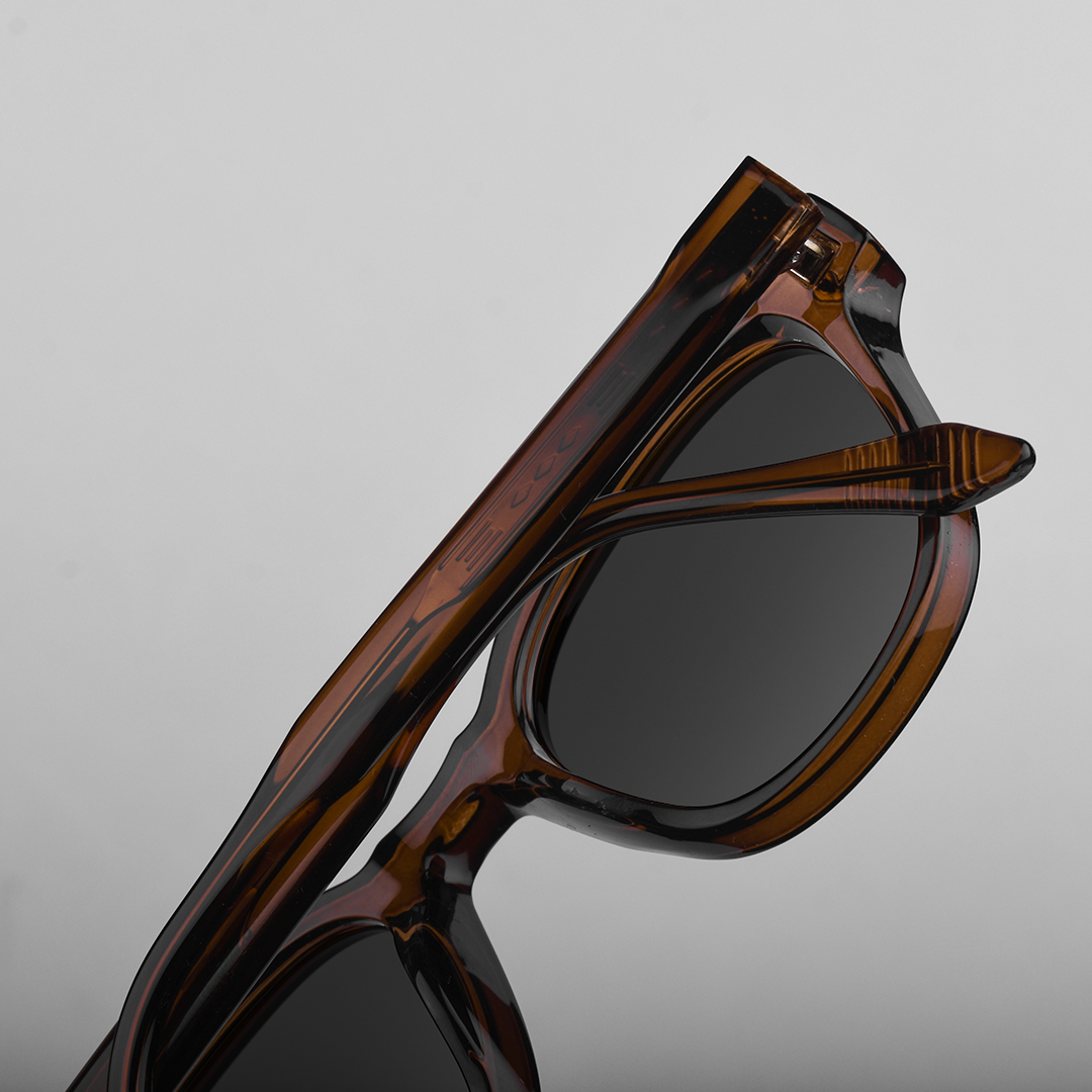 Nubra // Brown