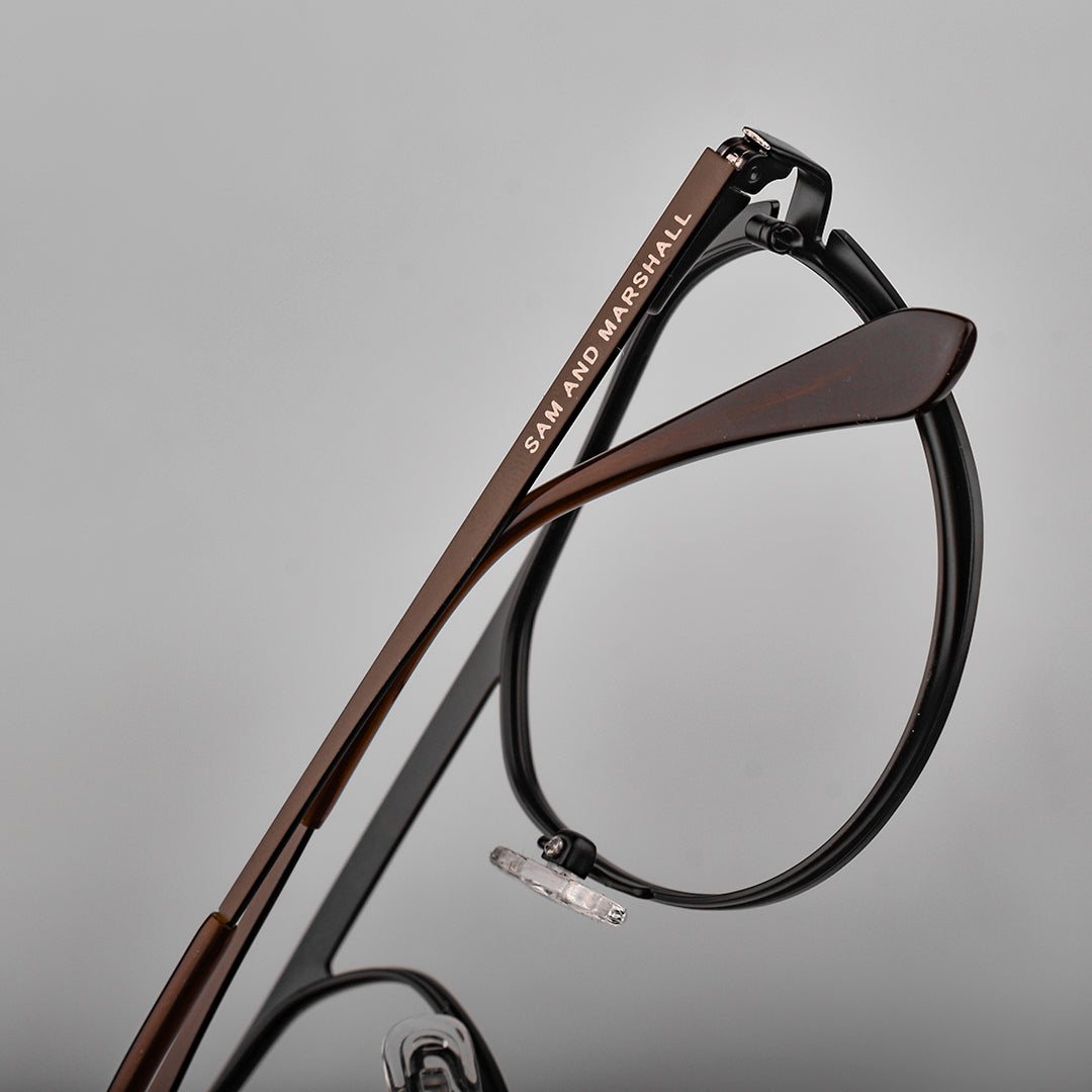 Niobium (Nb) // Brown