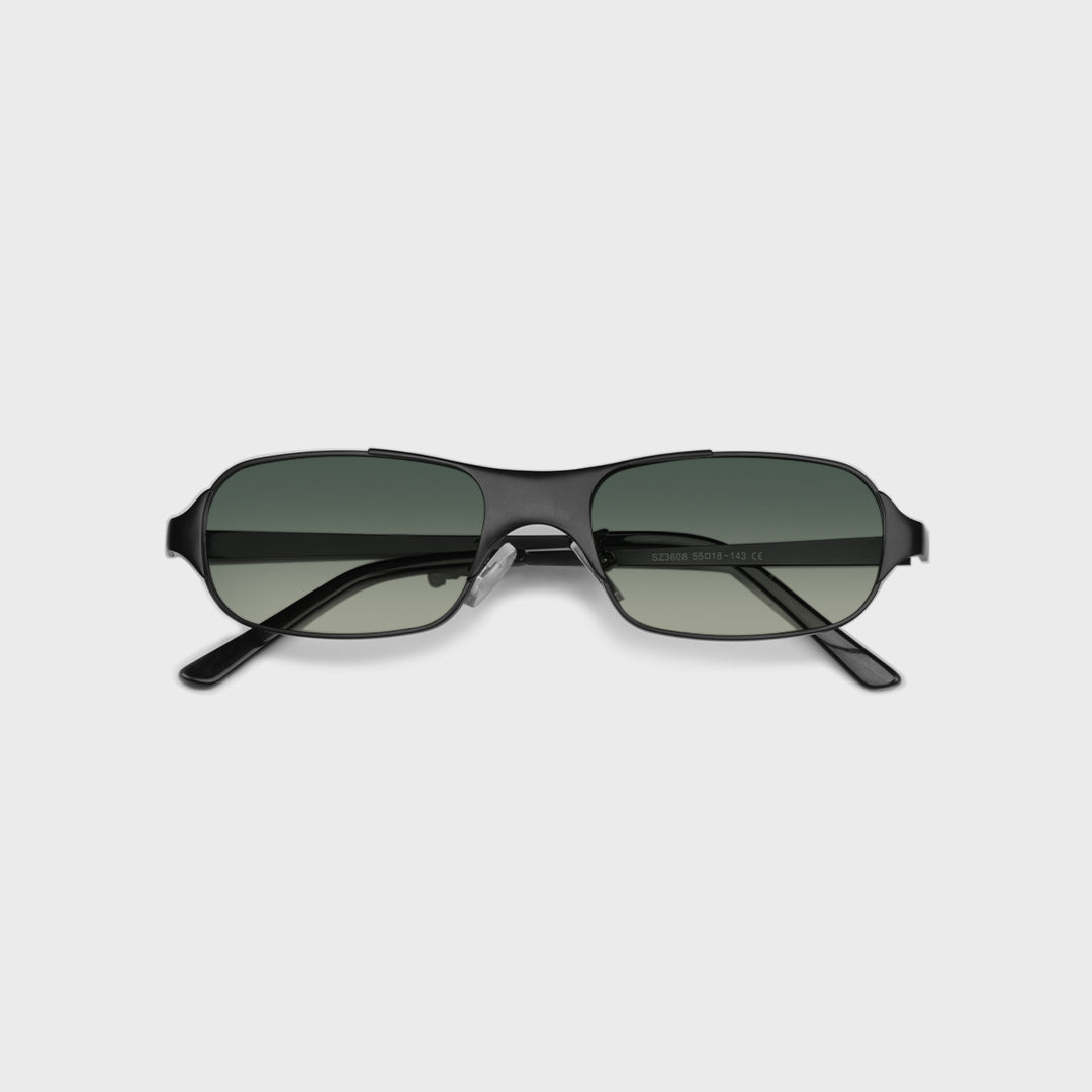 Benedict // Black Gradient