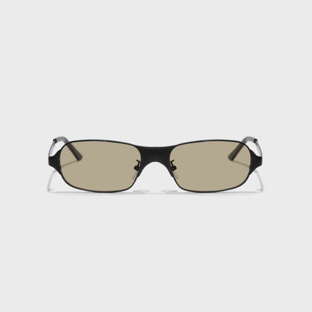Benedict // Black Khaki