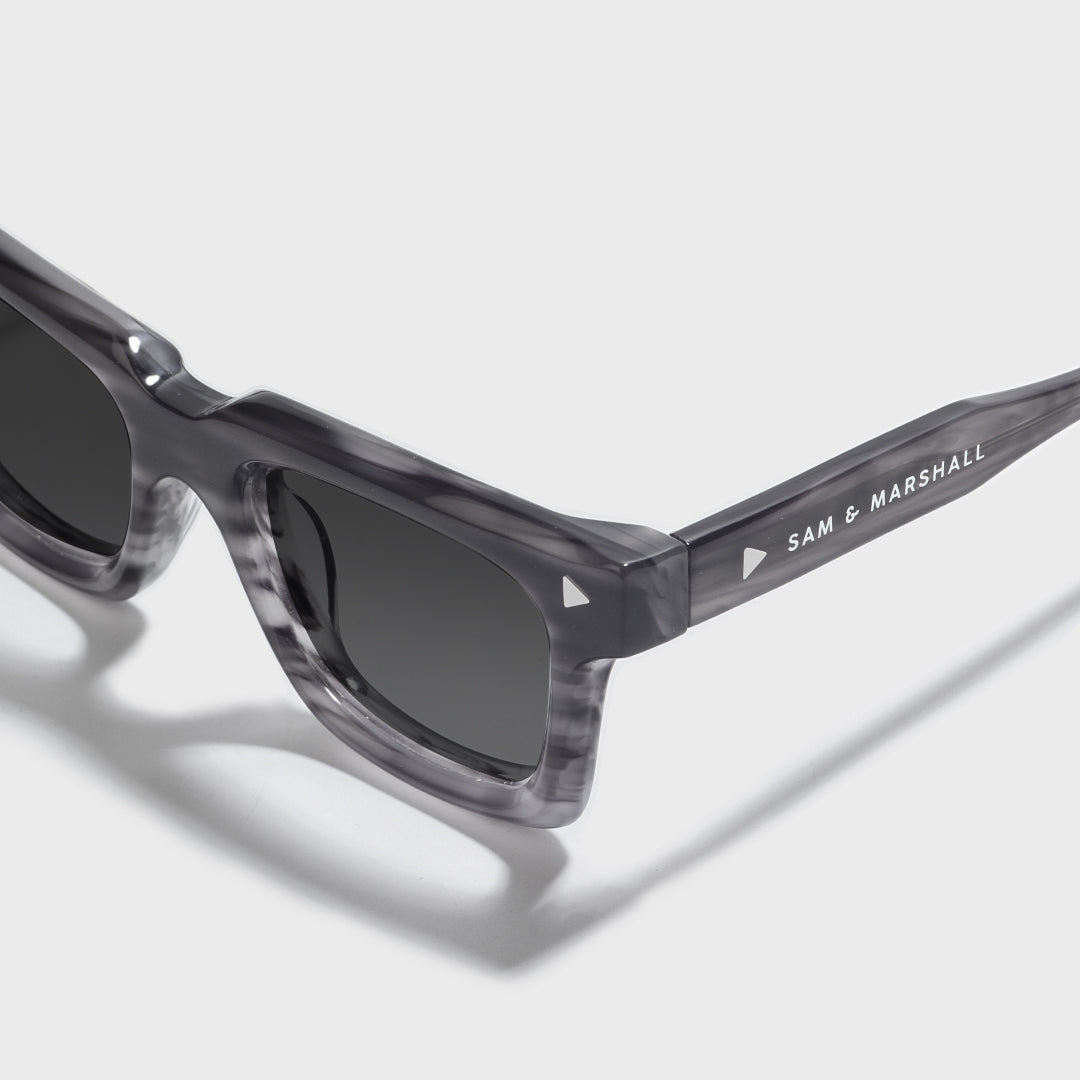 Duke // Textured Grey