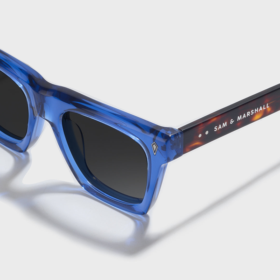 Rocco // Textured Blue