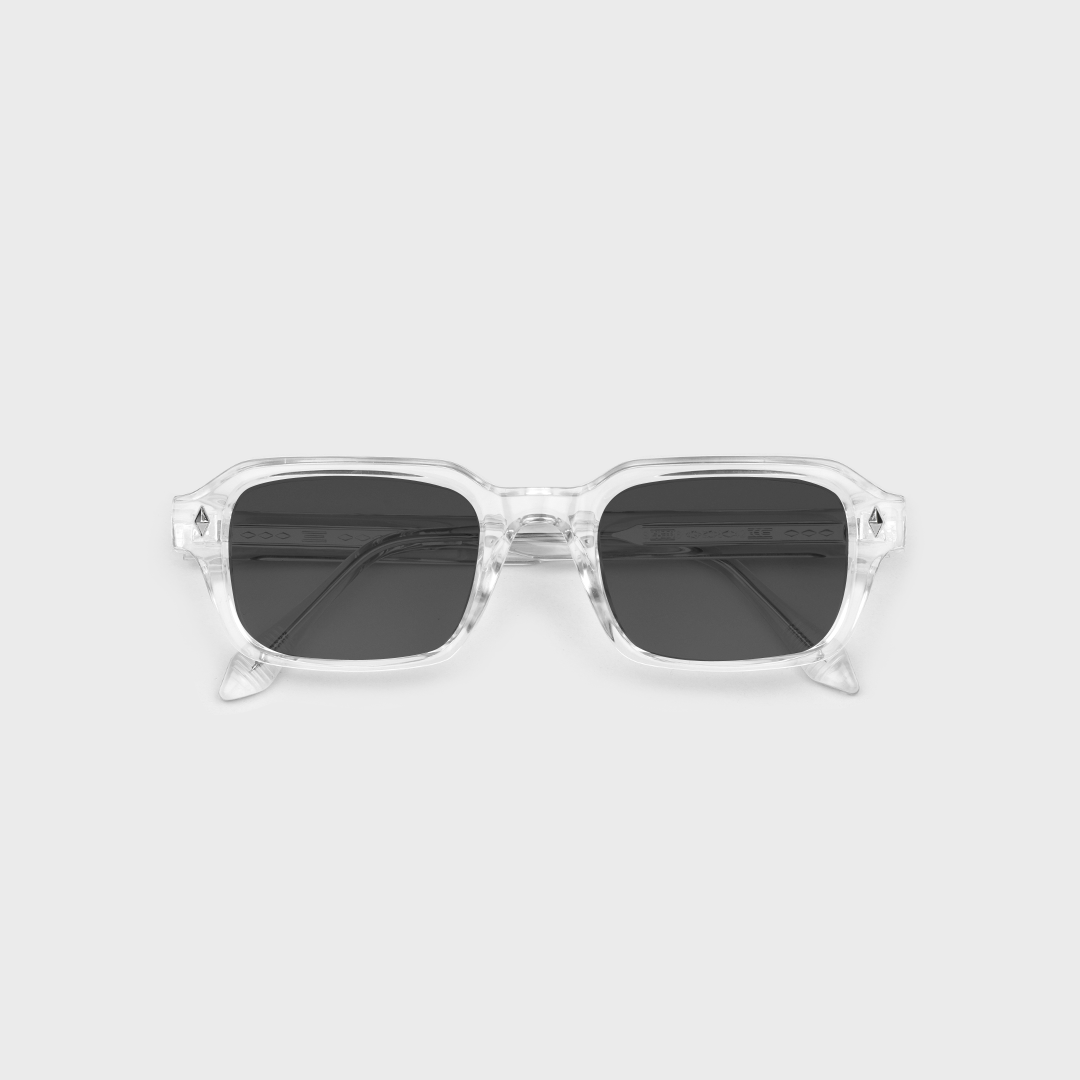 Tawang // White