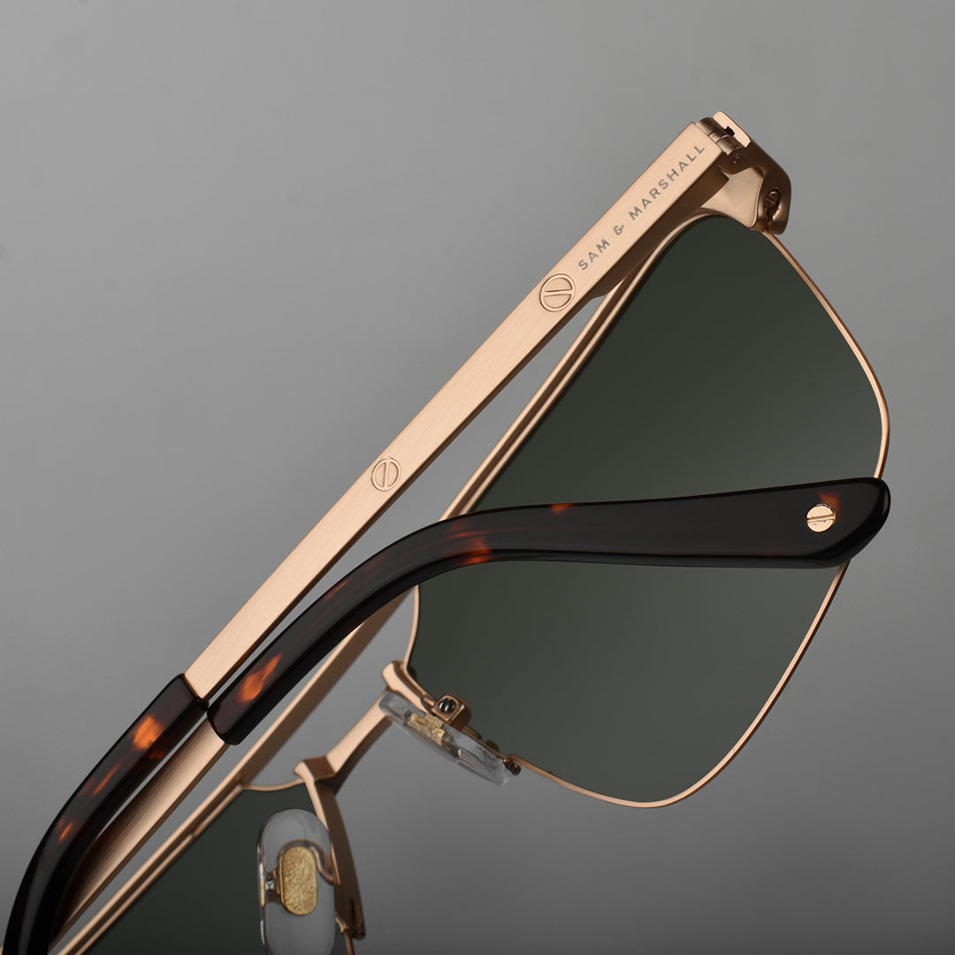 Regent // Gold Textured