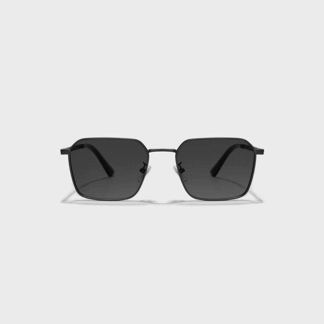 Gaze // Black